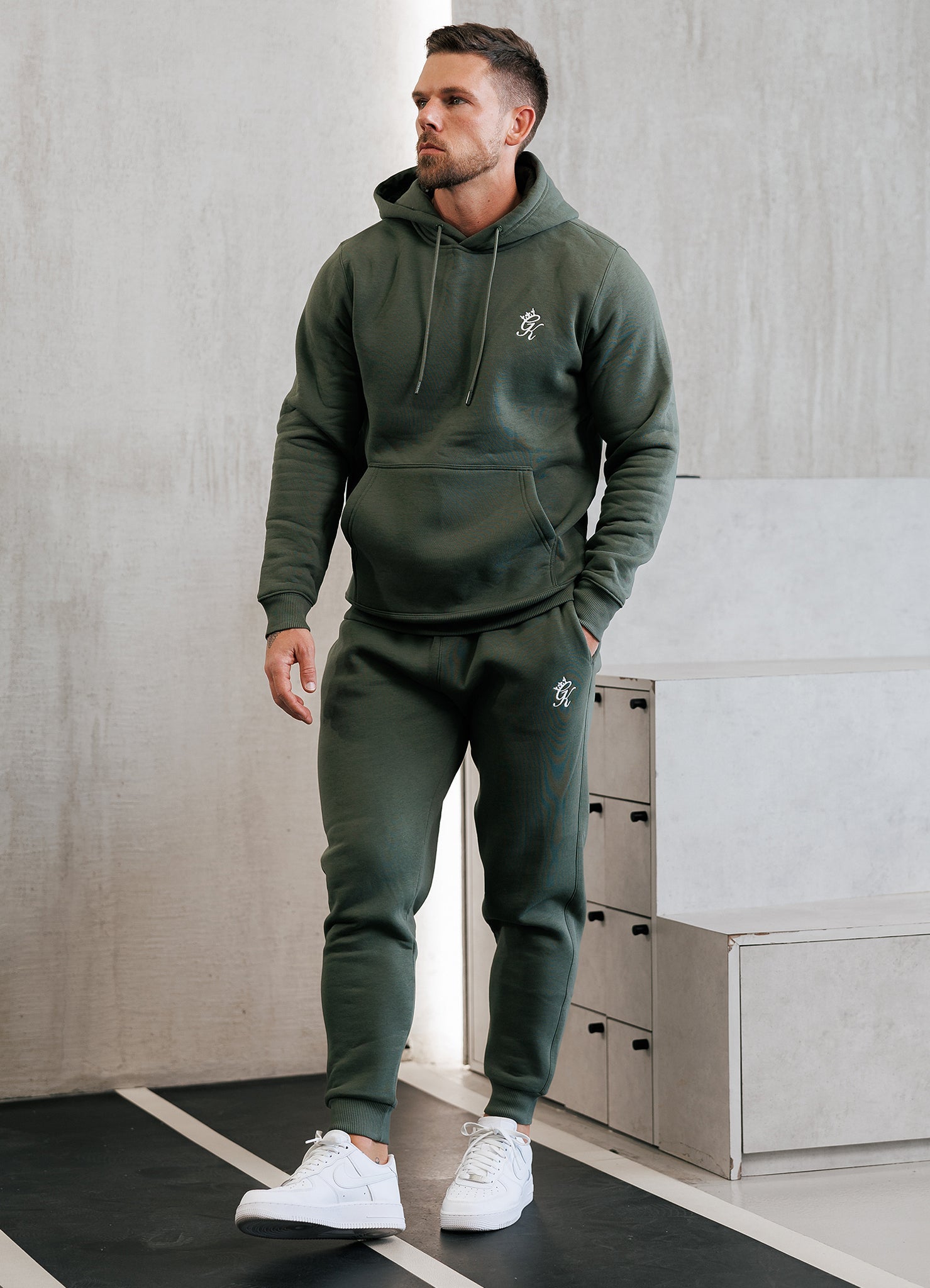 Gym King Fundamental Fleece Hoodie - Deep Olive